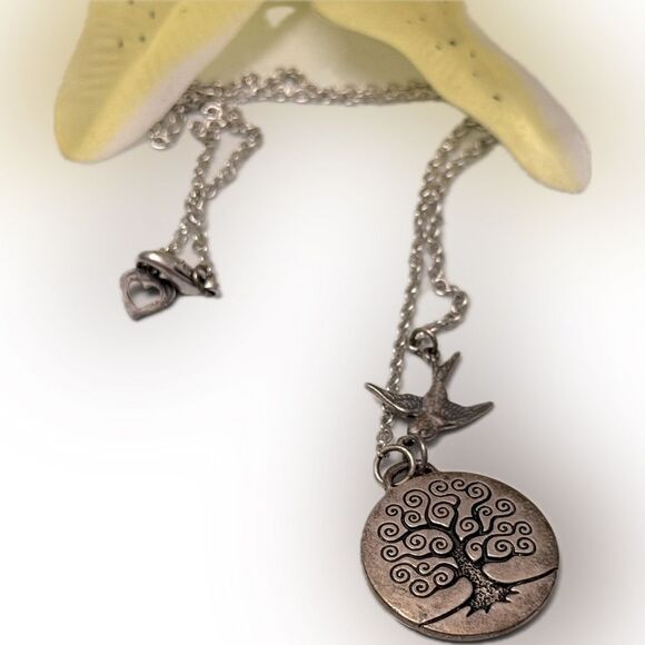 Unique Tree of Life with bird necklace! - Picture 7 of 12